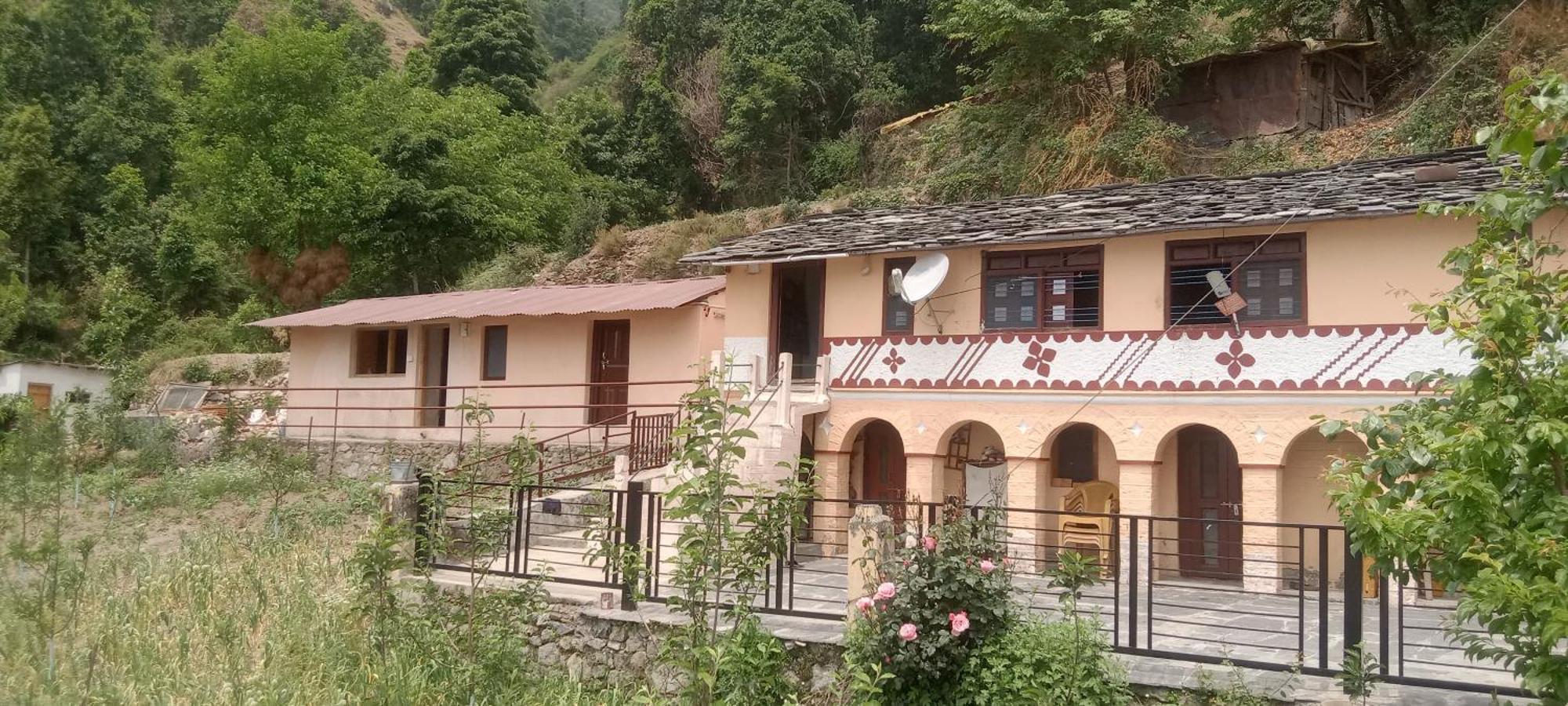 Ds Residency Homestay, Mohana Chakrata Exterior foto